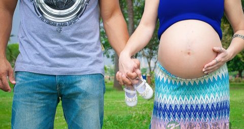 孕早期出血跟吃叶酸有关系吗 孕早期出血跟吃叶酸有关系吗