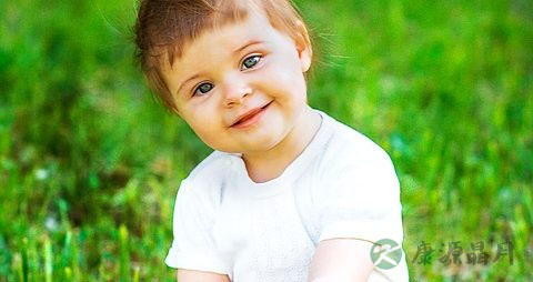 孕早期出血跟吃叶酸有关系吗 孕早期出血跟吃叶酸有关系吗