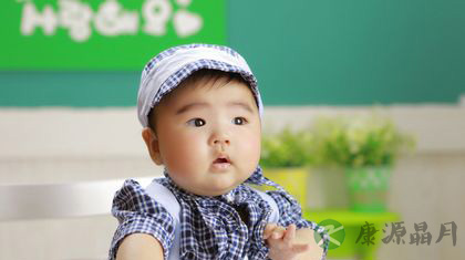 小孩便秘怎么办 多喝水、慎用药物