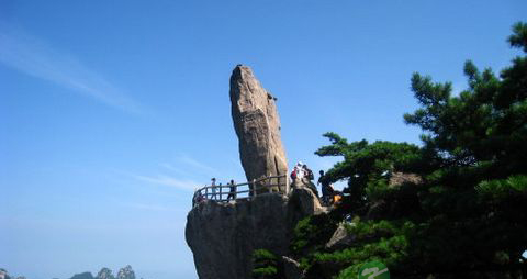 夏季户外活动要带哪些药