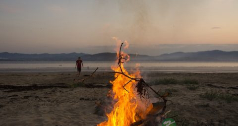 深圳海边露营的地方