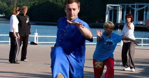 武术怎么练下盘功夫 武术怎么练下盘功夫