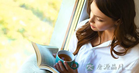 胸咚受捧：男人胸肌怎么练