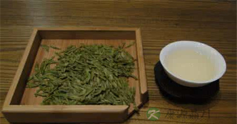 决明子泡水喝减肥吗