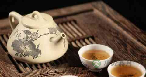 毛囊炎擦什么药膏