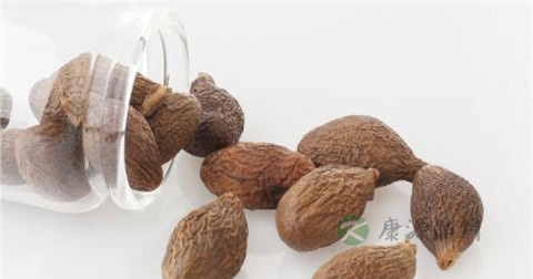 治慢性咽炎用什么药材泡茶