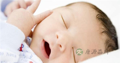 宝宝得皮炎可以擦润肤霜吗