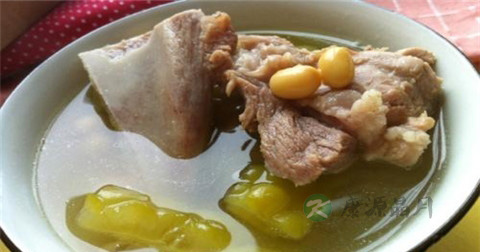 毛囊炎是青春痘吗