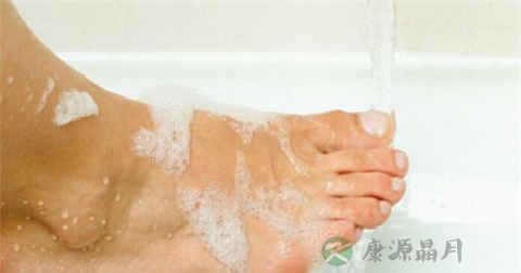 开水烫伤怎样处理