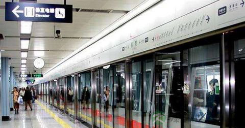 深圳地铁发生踩踏 踩踏发生时怎么办
