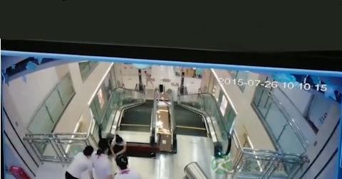 女子被搅入扶梯身亡 扶梯事故如何自救