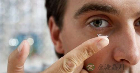 隐形眼镜干了泡开还能用吗