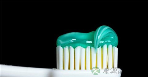 含氟牙膏的危害