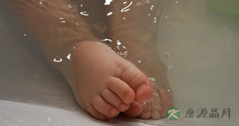糖尿病脚上水泡怎么治