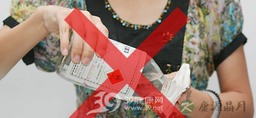 专家 中暑了这样处理是错的！