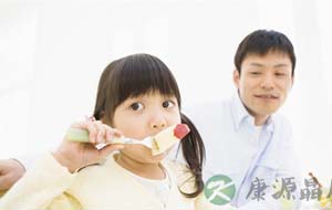 爱吃小零小朋友易患过敏性紫癜 爱吃小零小朋友易患过敏性紫癜
