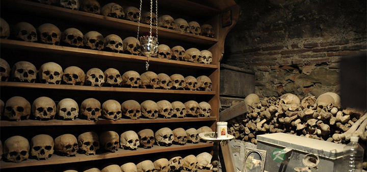 死亡密码：从三水暴力伤医事件谈起