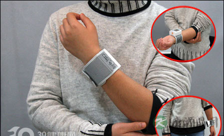 小编教你怎样正确使用腕式血压计