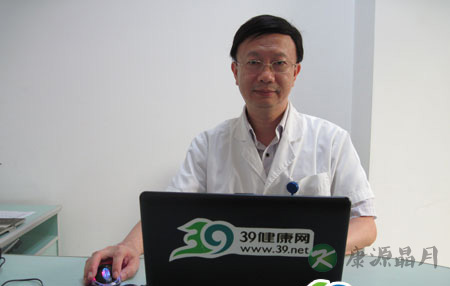 患上脚气需及时治疗 勿刻意寻求特效药