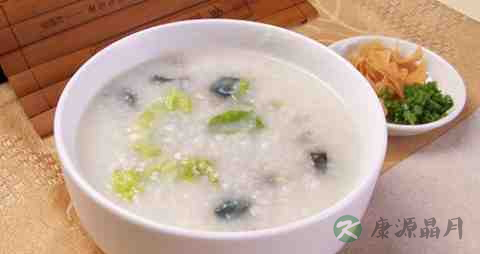 卧床老人饮食的调配