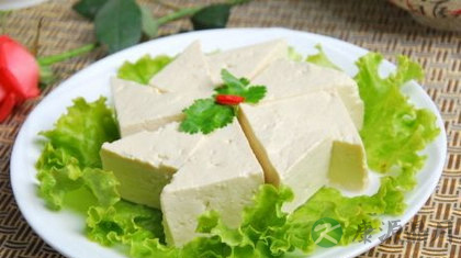老人吃豆腐的利弊 豆腐吃多了会怎样