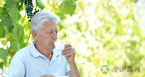 老年人便秘怎么引起的