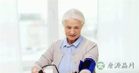 老年高血压的护理常识