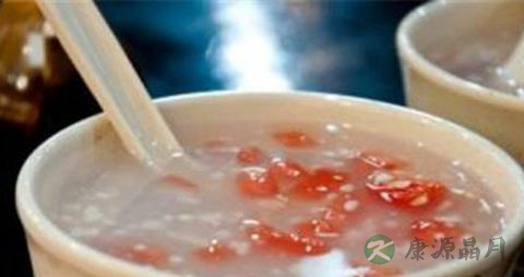眼睛老花模糊怎么办