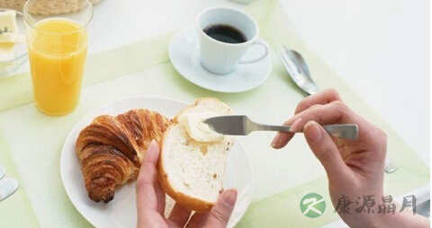 老人得了胆囊炎要禁食禁水吗