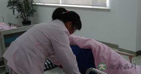 怎么护理失禁老人