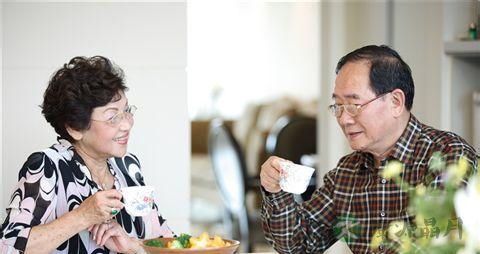 重病老人非常怕死怎么办