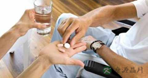 卧床老人发烧怎么办
