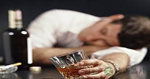 酒精中毒的原因