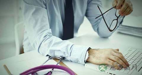 病毒性肝炎不能吃什么，病毒性肝炎的注意事项