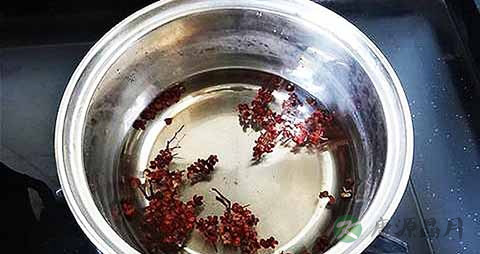 花椒水能治外阴瘙痒吗