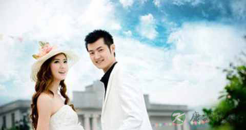性爱前怎么爱抚女人_性爱前戏的技巧