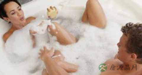 水中性爱的技巧_水中性爱有哪些技巧