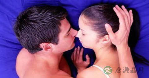 男女接吻的技巧_男女接吻有什么技巧