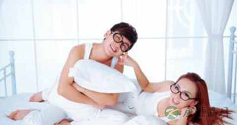 男人必学性前爱抚技巧_男人应该学会哪些爱抚技巧