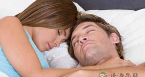 夫妻如何同时享受性高潮_夫妻的性爱技巧盘点