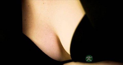 乳头疼怎么回事