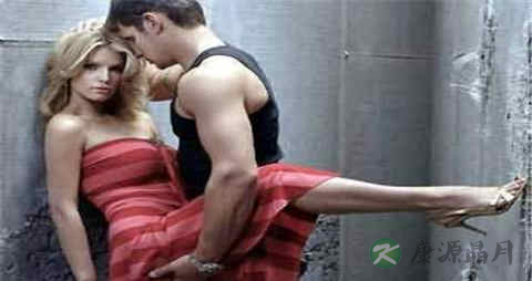 爱情的艺术性_爱的异化解读