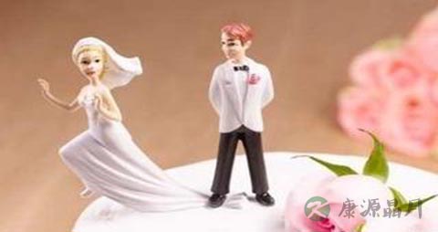 为什么婚姻亮红灯_10招助您稳定婚姻