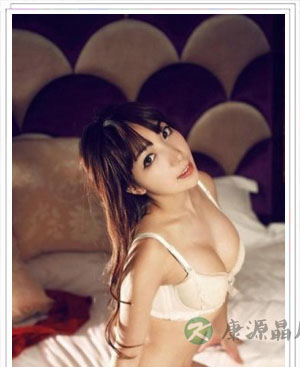 网友口述：她高潮时的身体反应