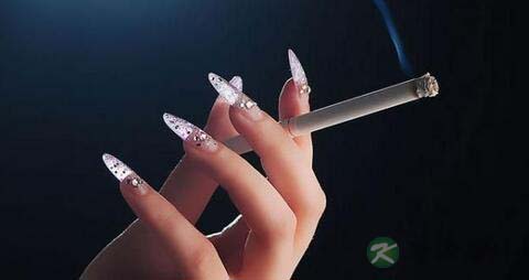 抽烟吃避孕药好吗