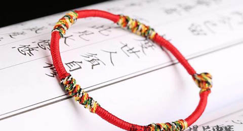 本命年转运珠戴几颗