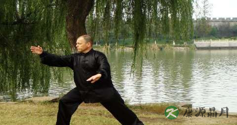 春季吃蒜苔好吗