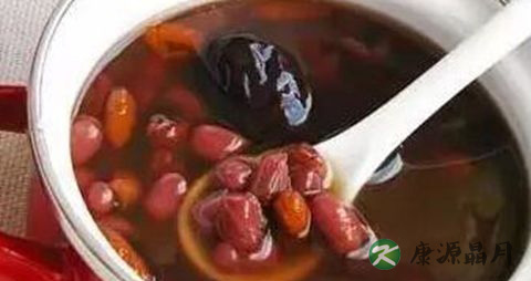 春季补气血吃什么食补
