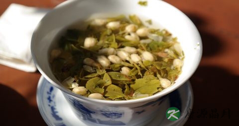 夏天喝红茶好还是绿茶好