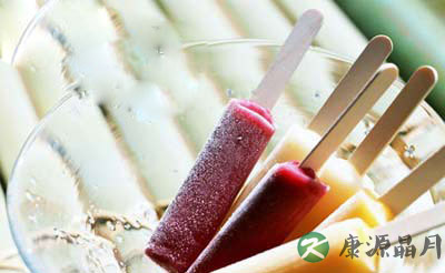夏日过度吃冰棍雪糕也会危害健康